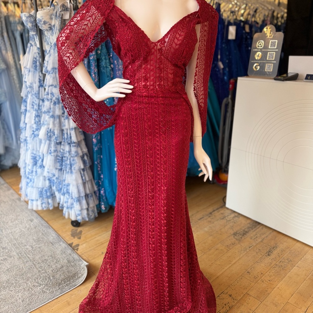 Chic Long Sleeve Red Lace Dress